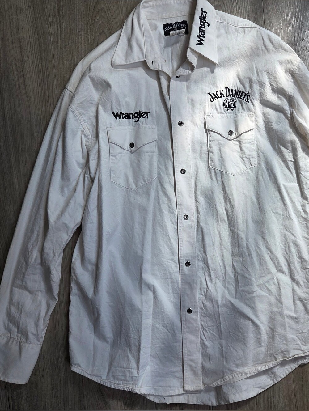 Wrangler White Men’s Long-Sleeve Western Shirt